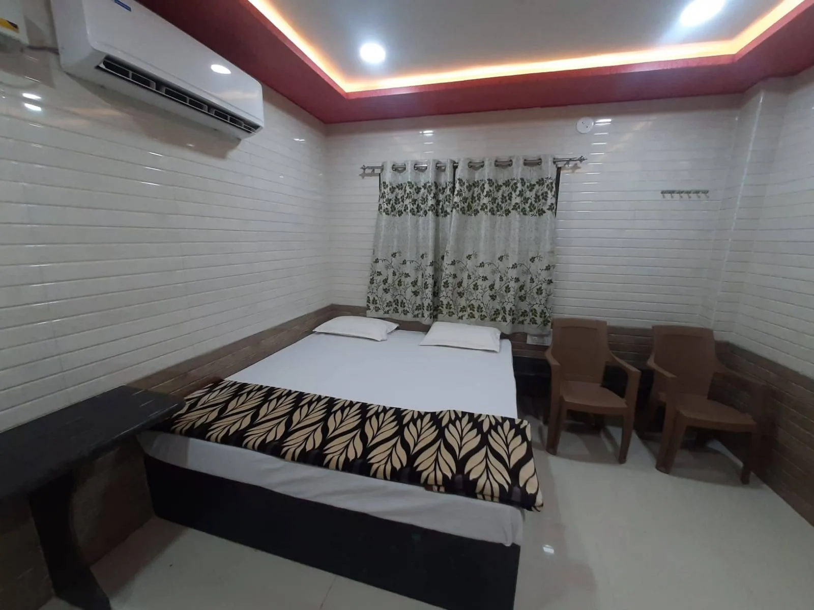 Double bed room