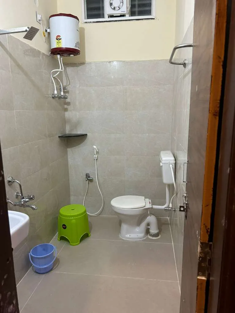 M N LODGE gallery image