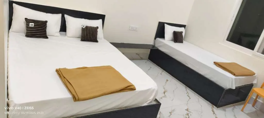 Triple Bedroom AC
