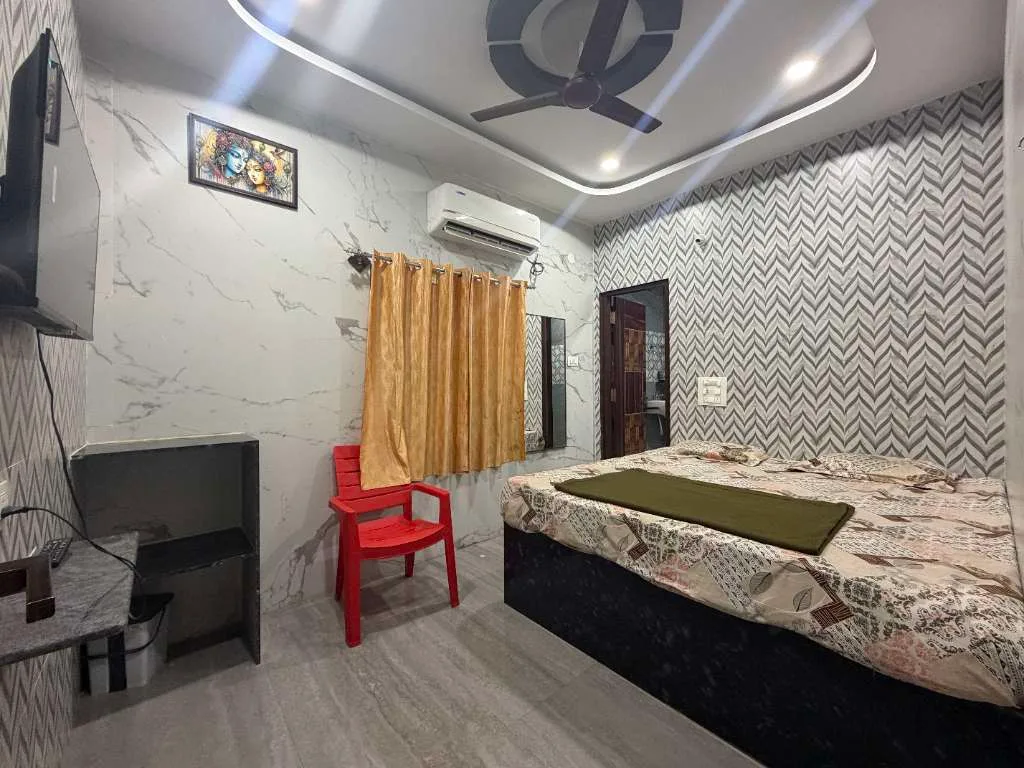 Double Bedroom AC