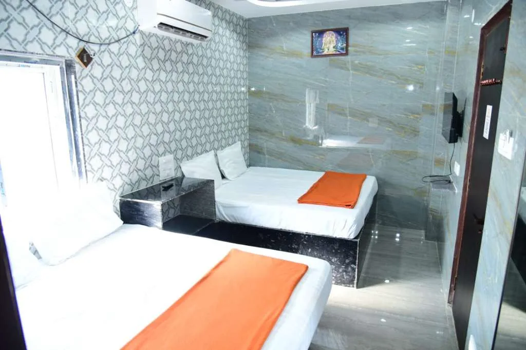 Four Bedroom AC