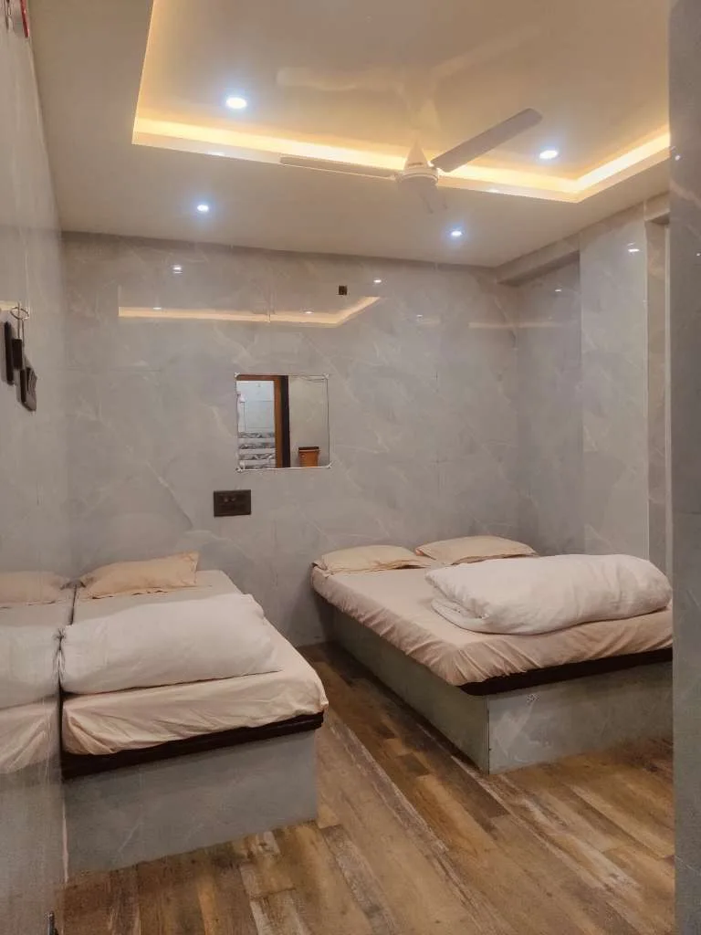 Triple Bedroom AC