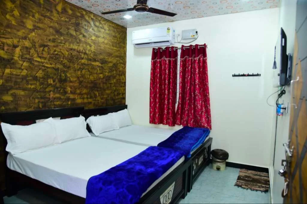 Double bed room