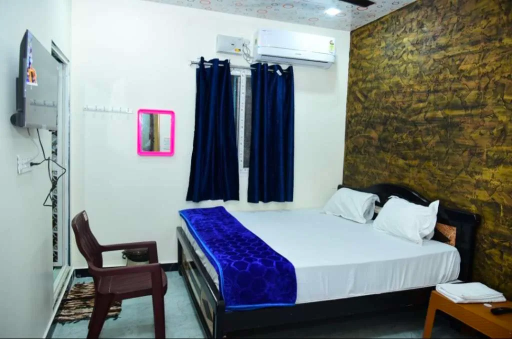 Single Bed Rooms